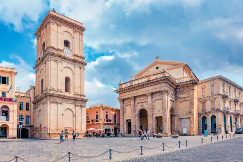 La cathédrale de Lanciano. / © Shutterstock, Andrew Mayovskyy